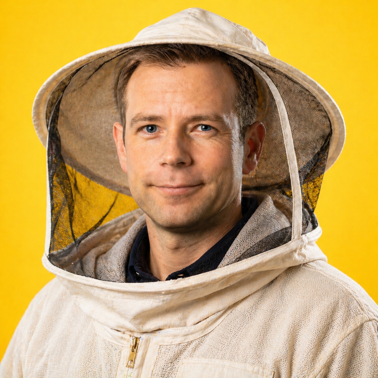 Beekeeper Sune
